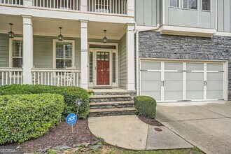 2072 Hatteras Wy in Atlanta, GA - Building Photo - Building Photo