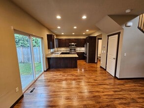 713 Park Ln in Monroe, WA - Building Photo - Building Photo