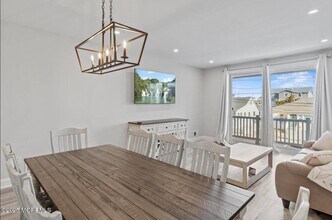 207 Carteret Ave in Seaside Heights, NJ - Building Photo - Building Photo