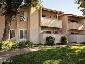 28915 E Thousand Oaks Blvd in Agoura Hills, CA - Building Photo