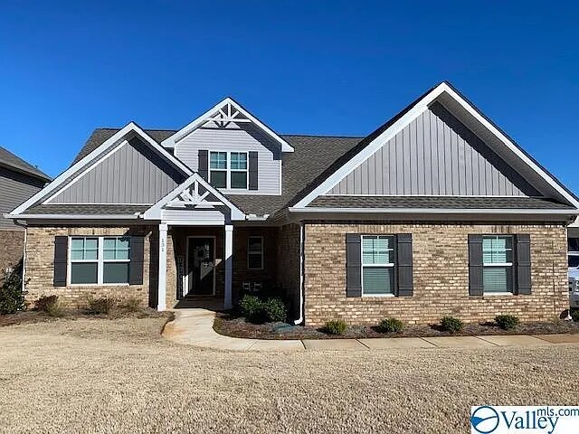 131 Bridgemill Ave in Madison, AL - Building Photo