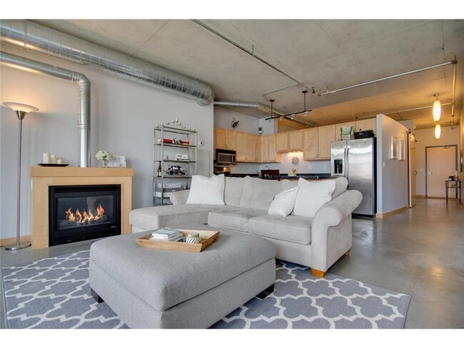 property at 720 N 4th St
