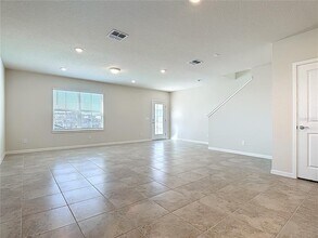 2241 Southbury Dr in Kissimmee, FL - Building Photo - Building Photo