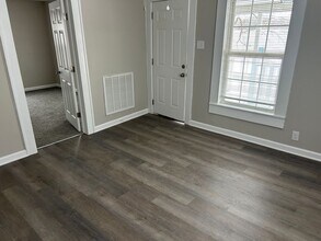 4031 Sheraton St in Winston-Salem, NC - Building Photo - Building Photo