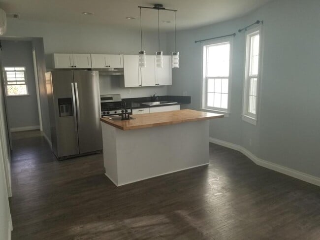 property at 1923 Pennsylvania Ave