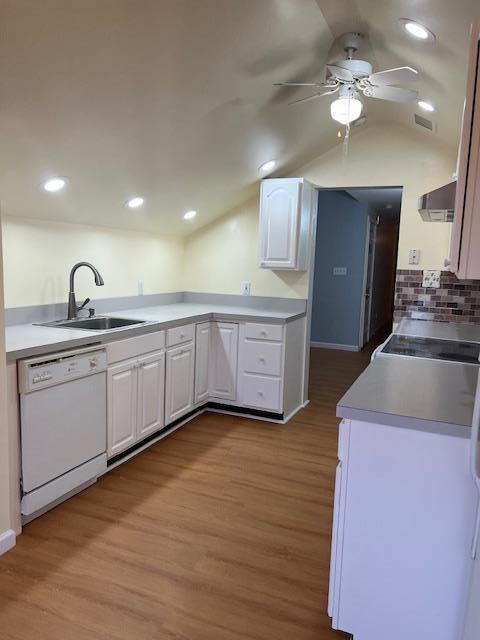 29 Grayon Dr in Dix Hills, NY - Building Photo - Building Photo