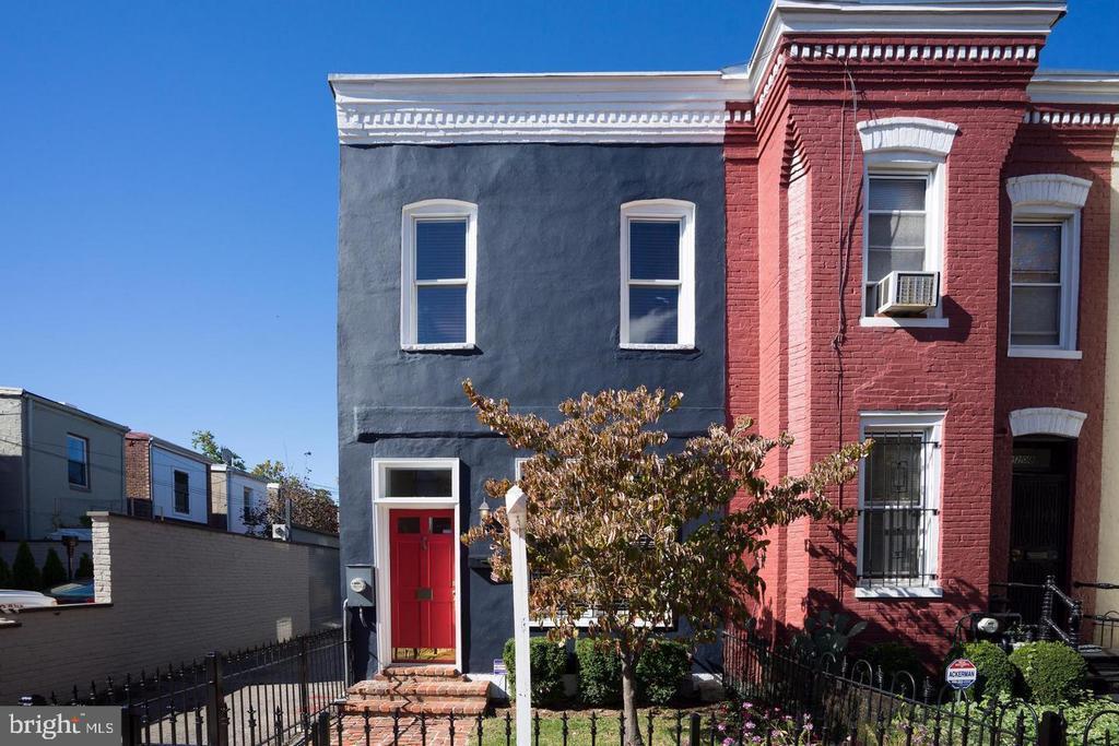 2206 12th St NW in Washington, DC - Building Photo