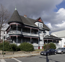 115-117 Illinois St Apartments