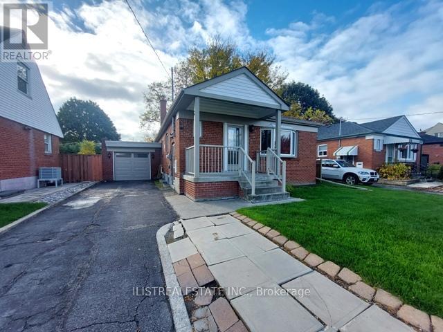 property at 21 Orlando Blvd