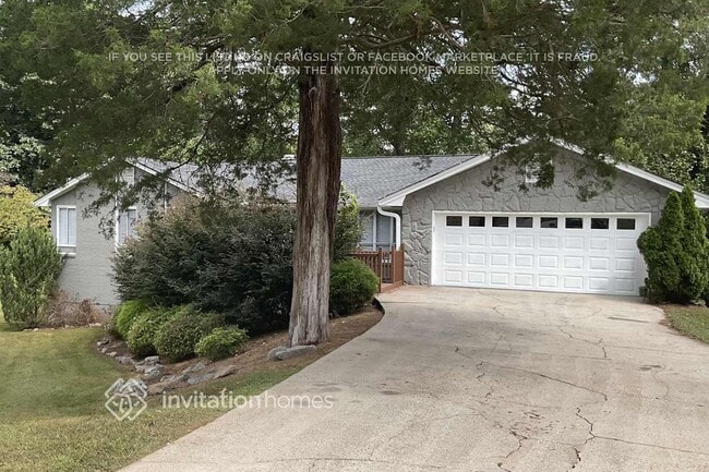4031 Linda Ln SW in Lilburn, GA - Building Photo - Building Photo