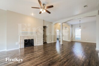 15722 E Astern Dr in Crosby, TX - Building Photo - Building Photo