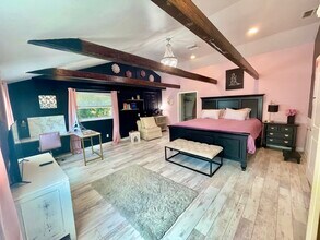 3319 W Paul Ave in Tampa, FL - Building Photo - Building Photo