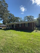 109 C-5-64 in Pendleton, SC - Building Photo