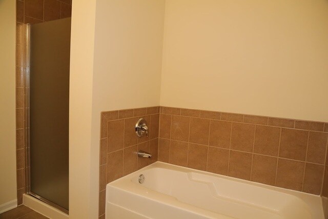 1650 Riverwoods Dr, Unit 201 in Melrose Park, IL - Building Photo - Building Photo