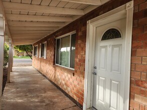 7240 E Oak St in Scottsdale, AZ - Building Photo - Building Photo