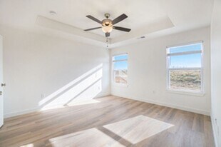 3725 NW 93rd St in Kansas City, MO - Building Photo