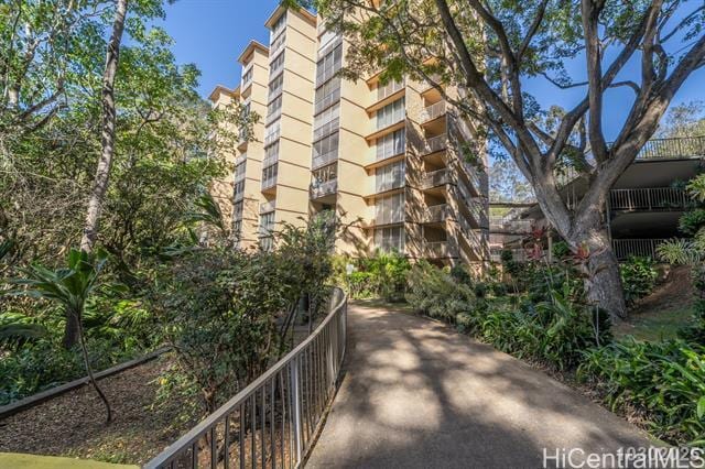 95-227-227 Waikalani Dr in Mililani, HI - Building Photo
