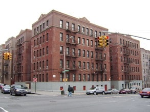 2500 University Blvd in Bronx, NY - Building Photo - Building Photo