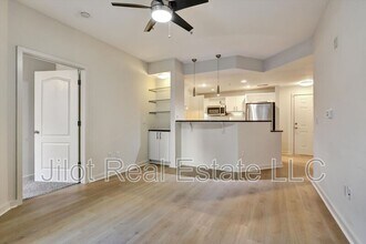 390 17th St NW in Atlanta, GA - Building Photo - Building Photo