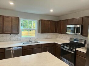 60 Ventasso Dr in Lillington, NC - Building Photo - Building Photo