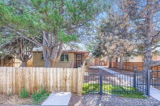 3690 Grape St in Denver, CO - Building Photo - Building Photo