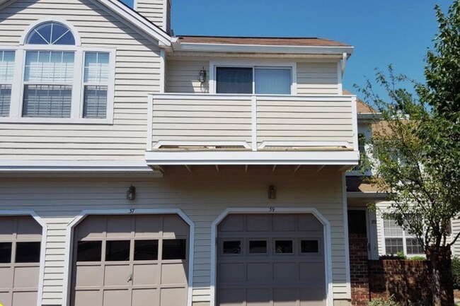 property at 39 Pheasant Brook Ct