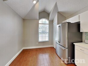 28534 Tall Grass Dr in Zephyrhills, FL - Foto de edificio - Building Photo