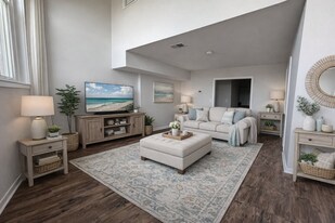 14 S Fourth St in Emmaus, PA - Building Photo