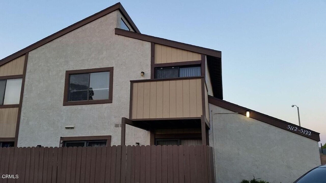 5122 Longfellow Way in Oxnard, CA - Building Photo