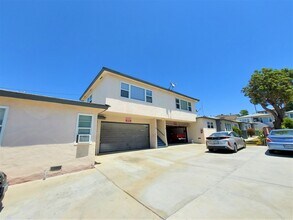 912 N Market St, Unit 2 in Inglewood, CA - Building Photo - Building Photo