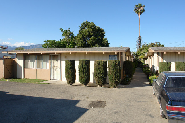 623 S Acacia St in Santa Paula, CA - Building Photo - Building Photo