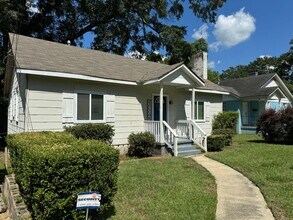 2331 Woodlawn St in Montgomery, AL - Building Photo - Building Photo