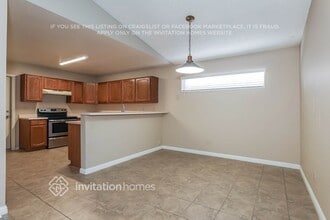 11564 W Sage Dr in Avondale, AZ - Foto de edificio - Building Photo