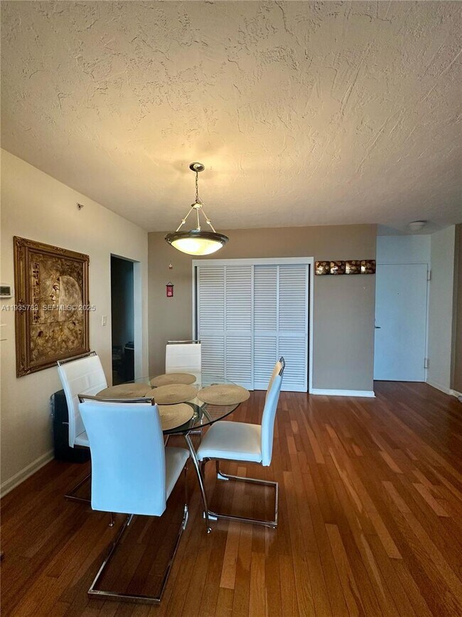 property at 3001 S Ocean Dr