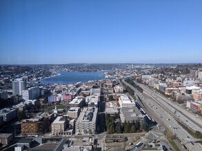 1808 Minor Ave, Unit 2402 in Seattle, WA - Building Photo - Building Photo