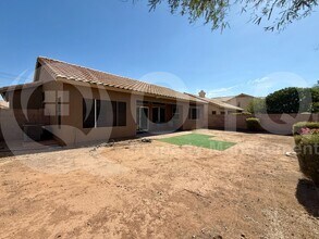 1432 E Princeton Ave in Gilbert, AZ - Foto de edificio - Building Photo