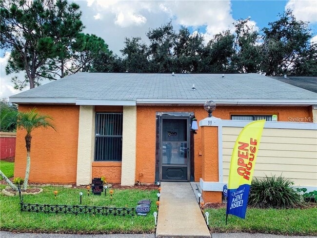 property at 11 Silver Swan Ct