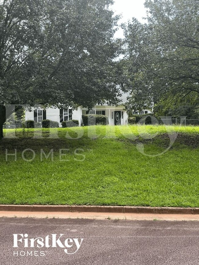 property at 145 Macadamia Ct