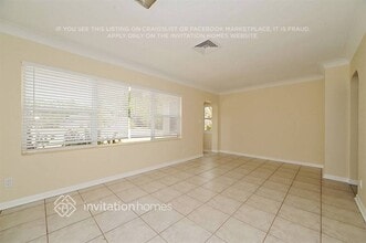 350 McArthur Ave in Sarasota, FL - Foto de edificio - Building Photo