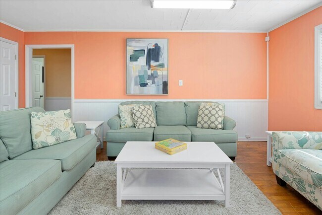 7406 Coastal Hwy-Unit -2B in Ocean City, MD - Building Photo - Building Photo