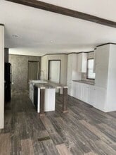 1800 N Live Oak St in Rockport, TX - Building Photo - Building Photo