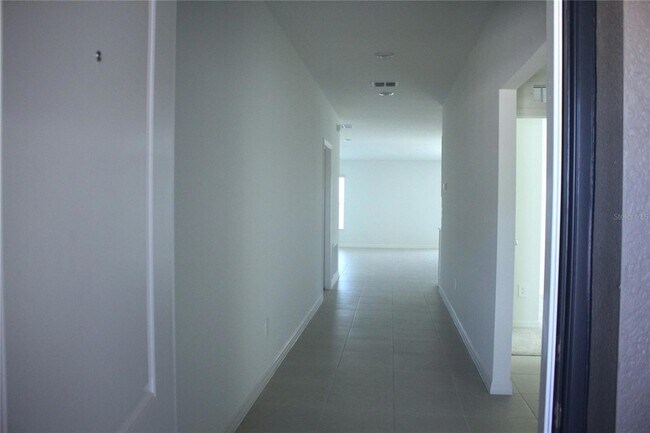 11249 Brae Wy in Dade City, FL - Building Photo - Building Photo