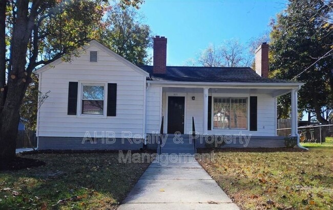 property at 621 Grace Ave