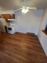 1320 Meadow Creek Dr. (8 Unit) in Pewaukee, WI - Building Photo - Interior Photo