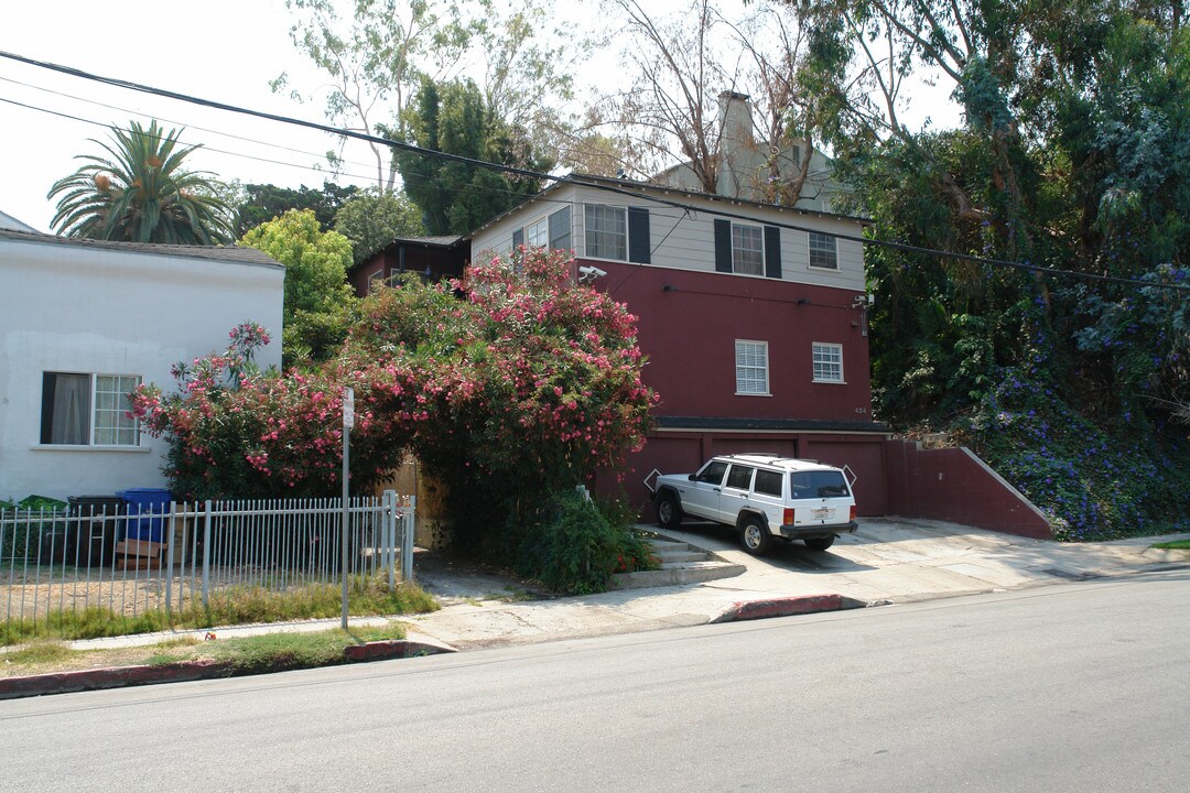 422 S Coronado St in Los Angeles, CA - Building Photo