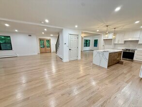 60 Mountain Rd in Colchester, CT - Building Photo - Building Photo