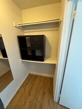 3705 S George Mason Dr, Unit 2018S in Falls Church, VA - Foto de edificio - Building Photo