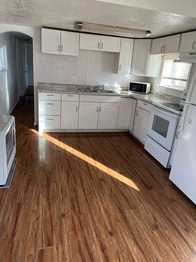 property at 5161 W Stacy St