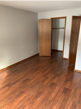 1200 Whispering Hills Ct, Unit 1B in Naperville, IL - Building Photo - Building Photo