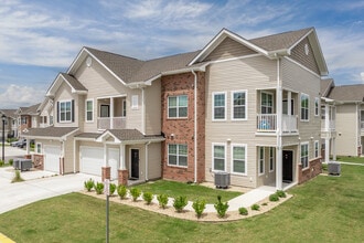Avondale in Virginia Beach, VA - Building Photo - Building Photo